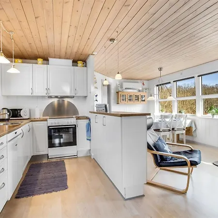 Terttu - 250m From The Sea By Interhome