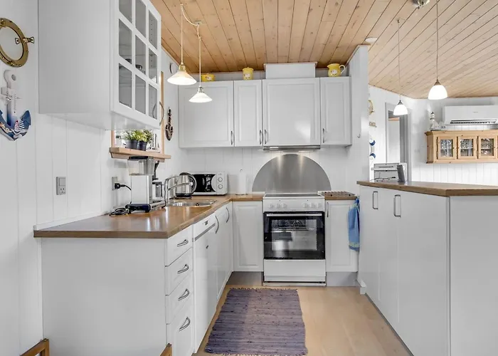 Terttu - 250m From The Sea By Interhome *