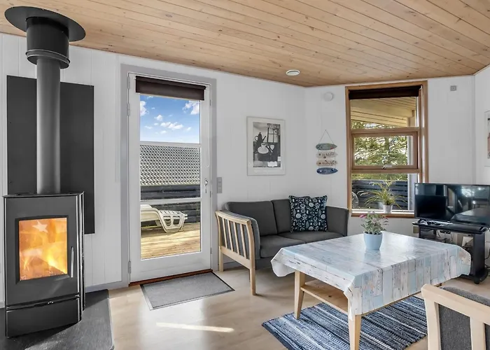 Semesterbostad Terttu - 250m From The Sea By Interhome