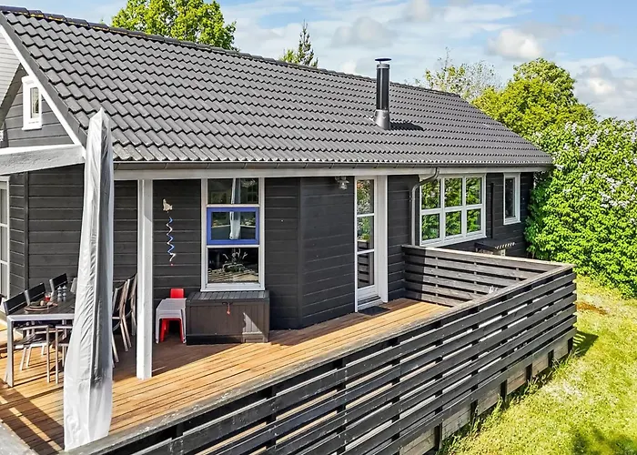 Terttu - 250m From The Sea By Interhome *